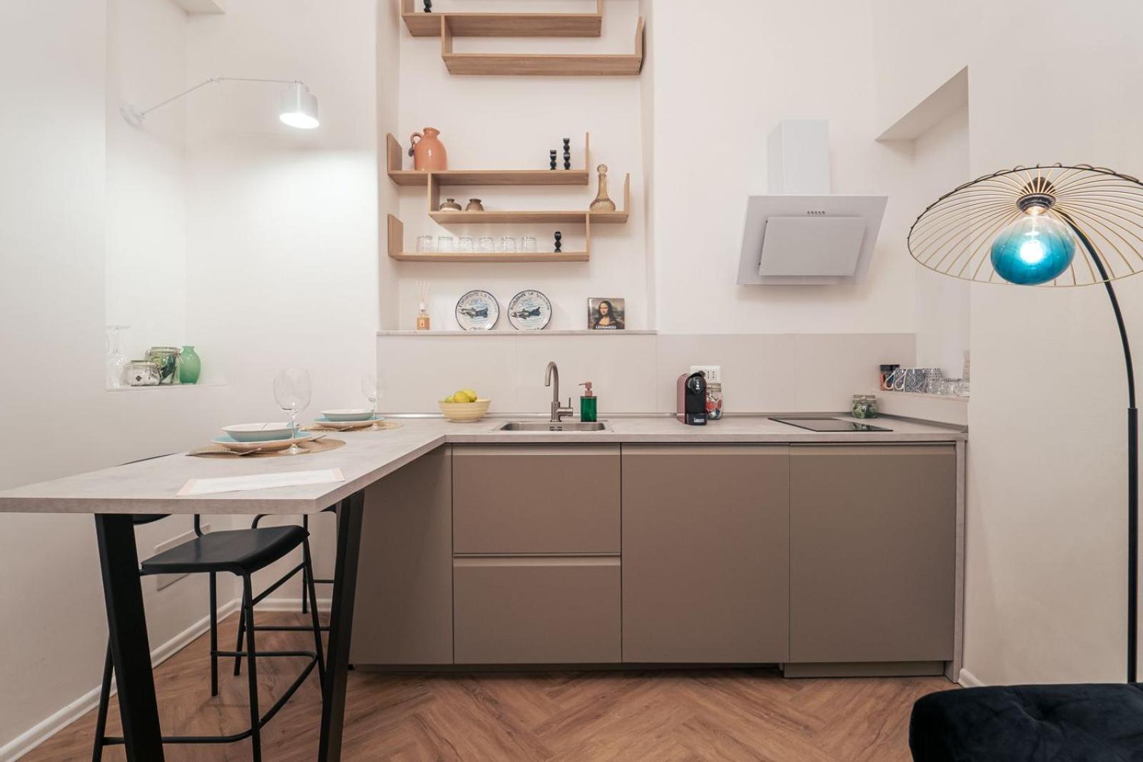 Elegant Design Apartment In Historical City Center Catania Bagian luar foto
